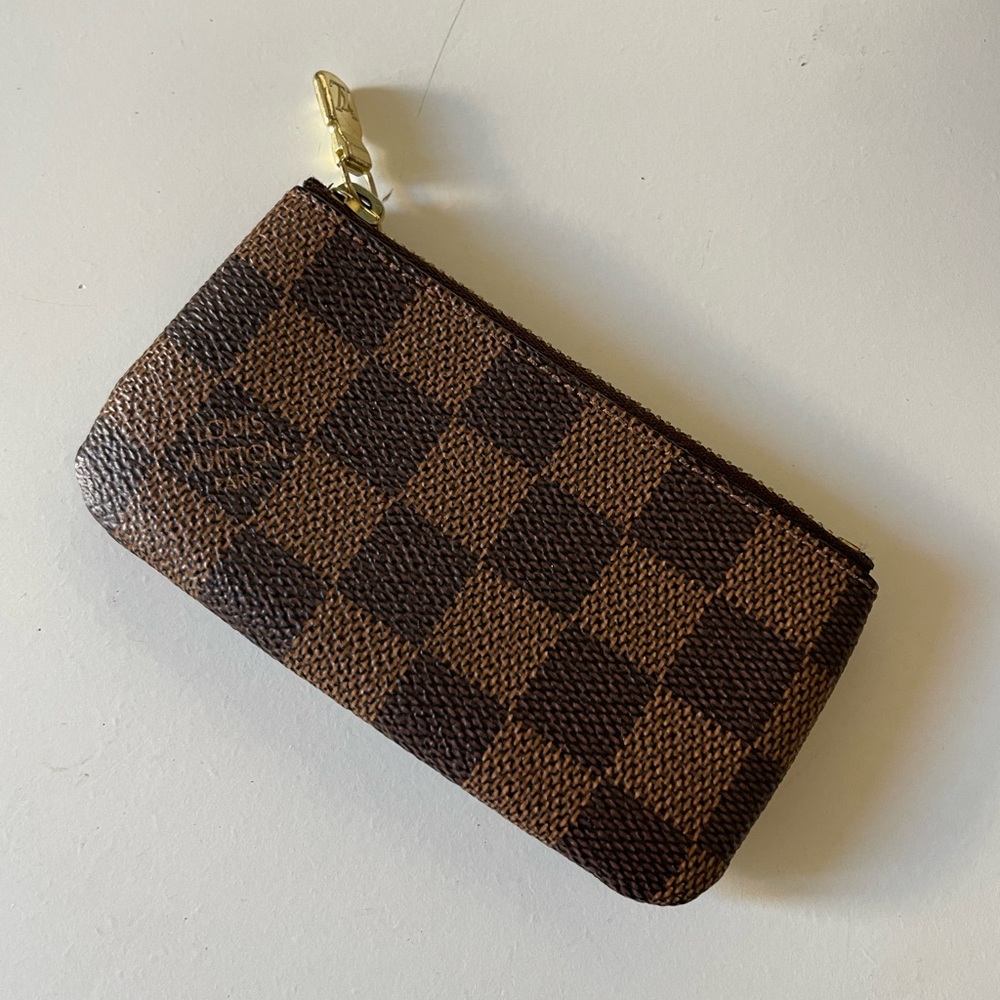 COPY - Authentic Louis Vuitton Card/key holder